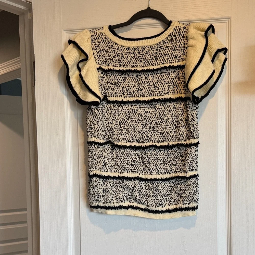 Skies Are Blue Cream and Black Patterned Sweater